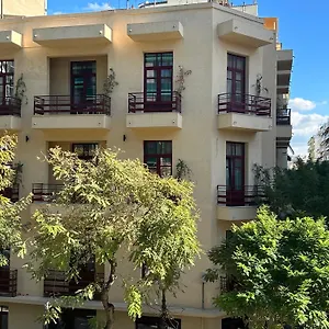 Aparthotel The Maroon Bottle Luxury ****